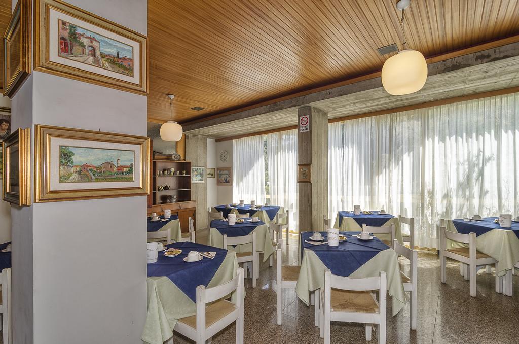 Hotel Brasilia Marina di Pietrasanta Exterior foto